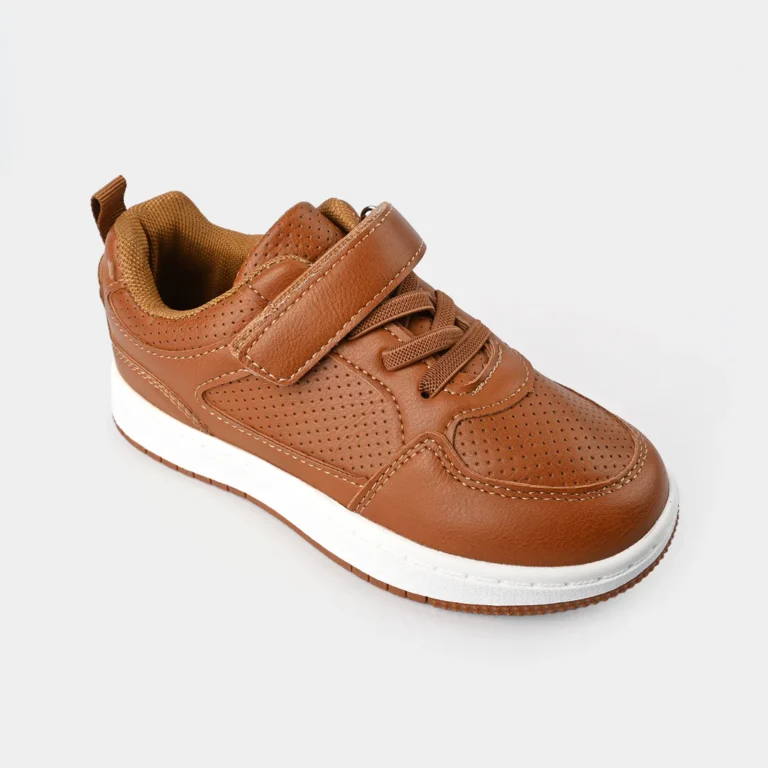 Stylish Boys Sneakers for Daily Wear in 2026