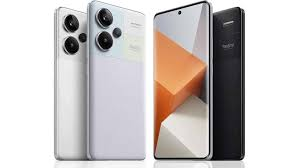 Curved Display Phones Under ₹15,000 That Look Way More Premium